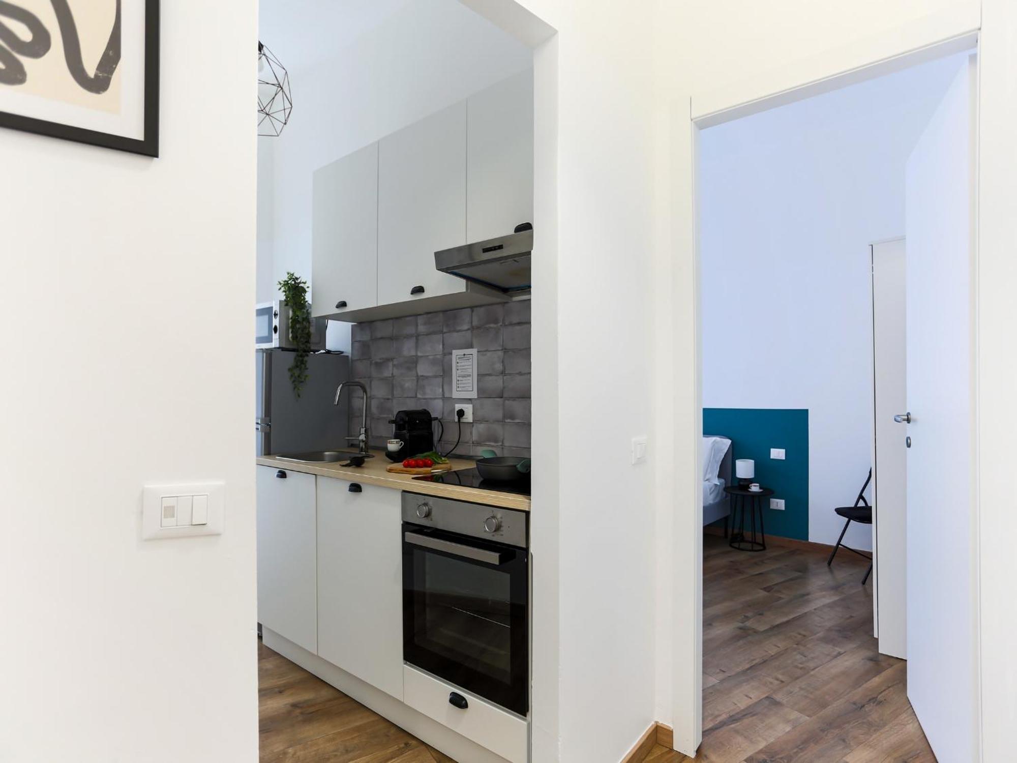The Best Rent - Cozy Two-Bedroom Apartment Near Colonne S Lorenzo Milan Bagian luar foto