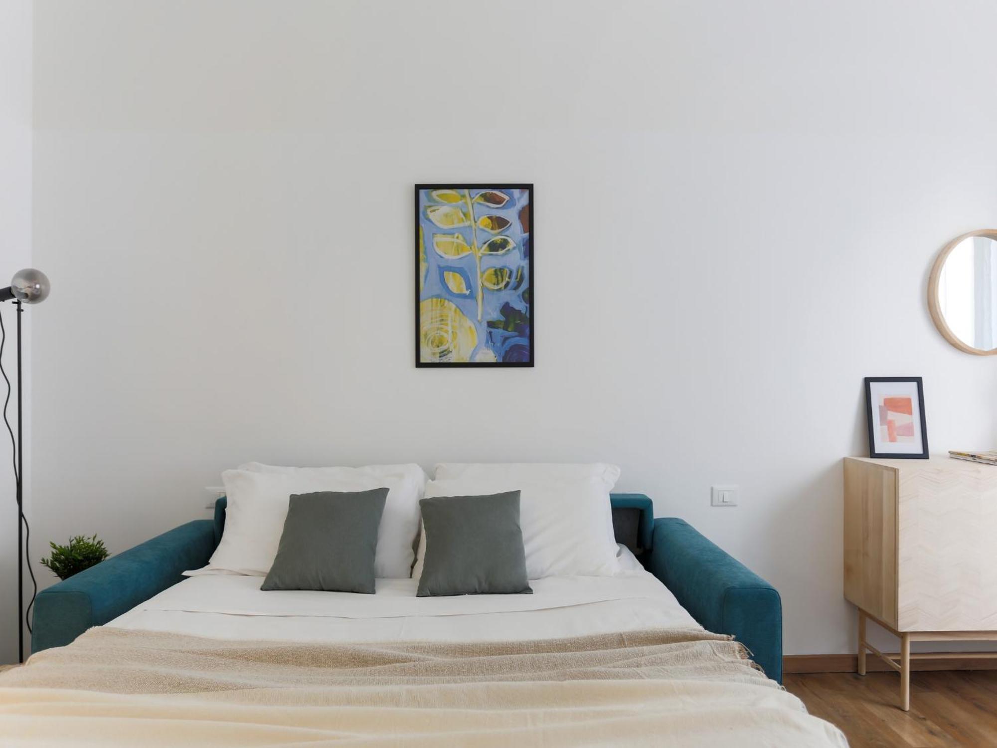 The Best Rent - Cozy Two-Bedroom Apartment Near Colonne S Lorenzo Milan Bagian luar foto