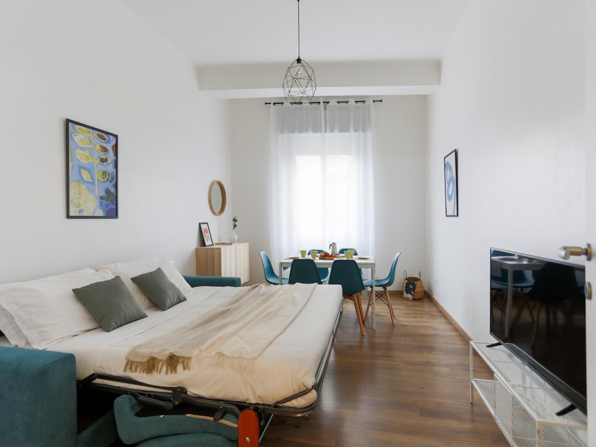 The Best Rent - Cozy Two-Bedroom Apartment Near Colonne S Lorenzo Milan Bagian luar foto